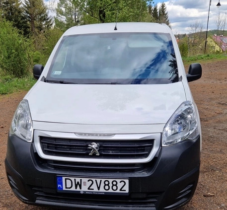 Peugeot Partner cena 38900 przebieg: 160785, rok produkcji 2018 z Wałbrzych małe 466